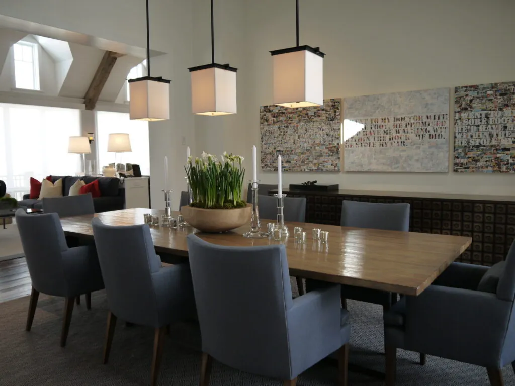 Photo of dining room