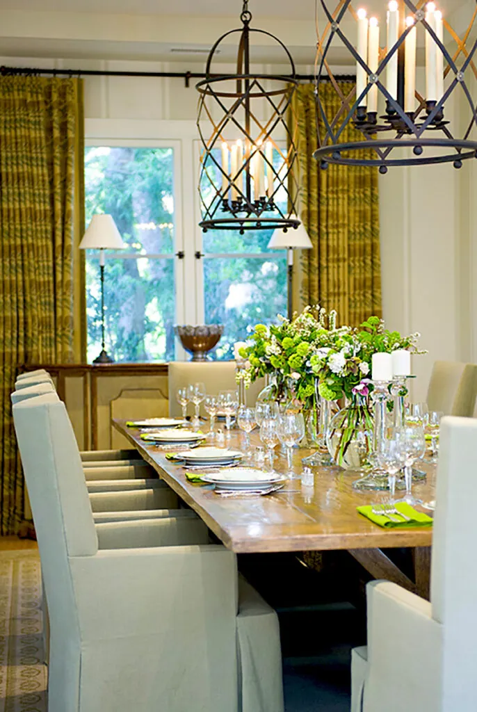 photo of dining room