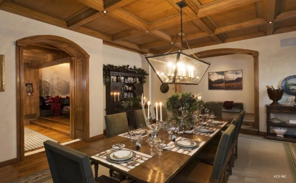 Photo of dining room