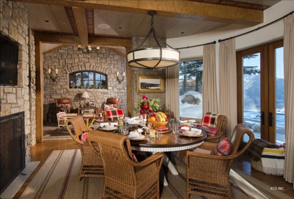 Photo of dining room