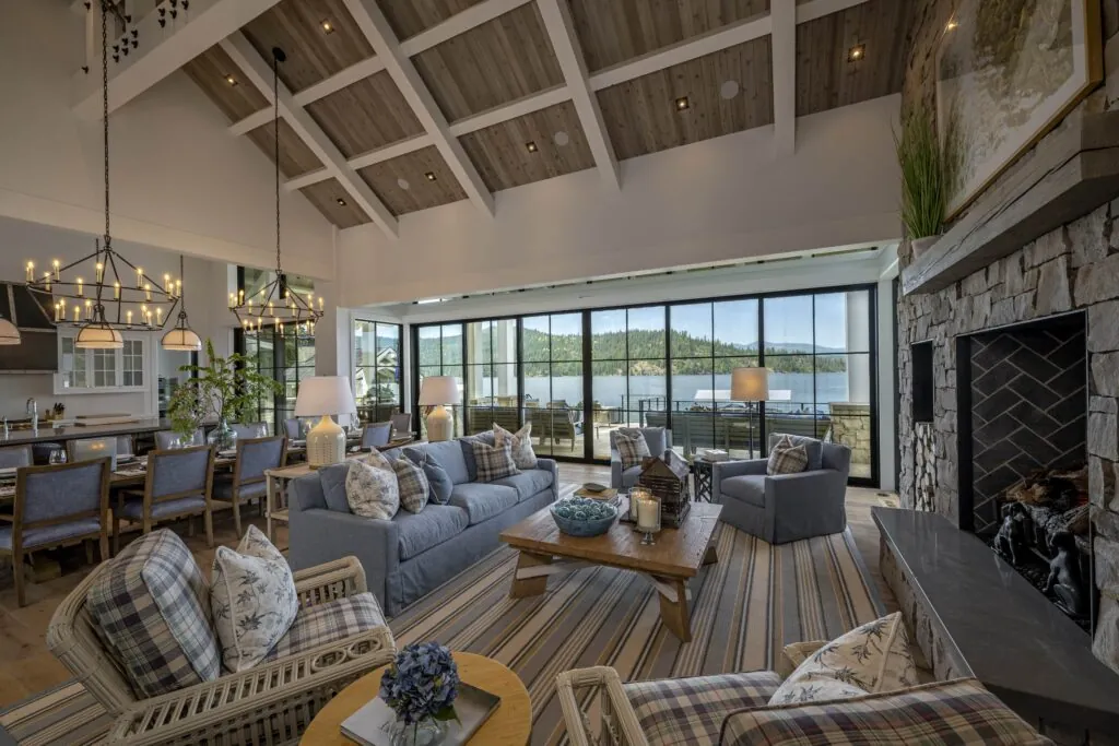 Black Dog Lodge living room