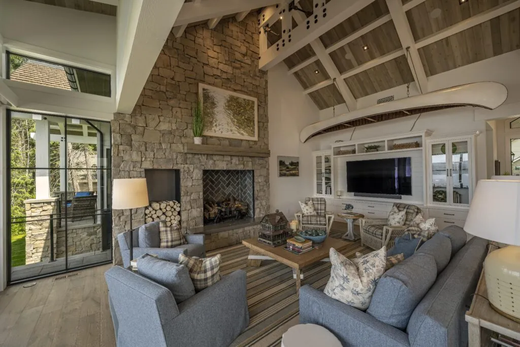 Black Dog Lodge living room
